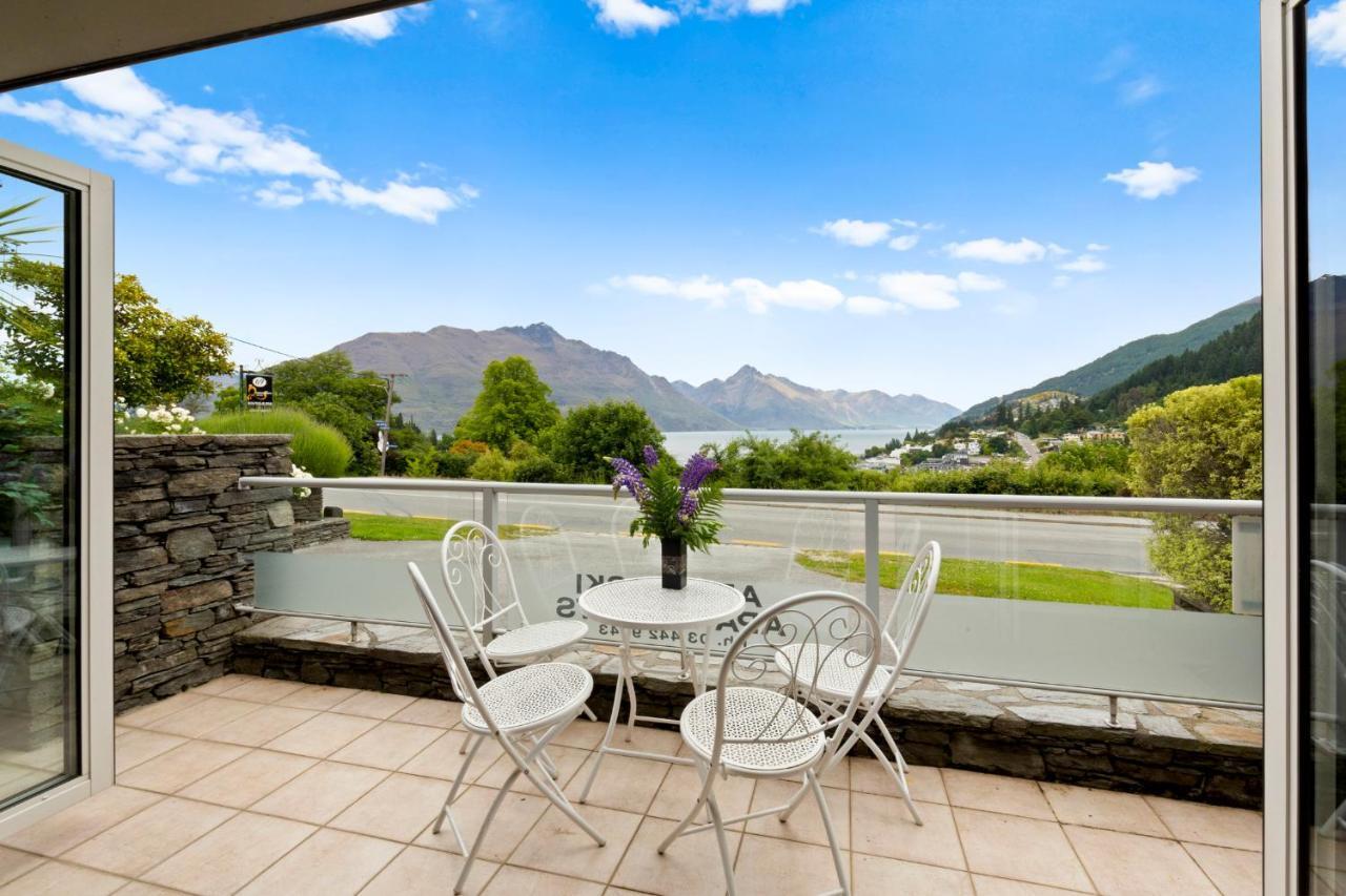 Queenstown House Bed & Breakfast And Apartments Екстериор снимка